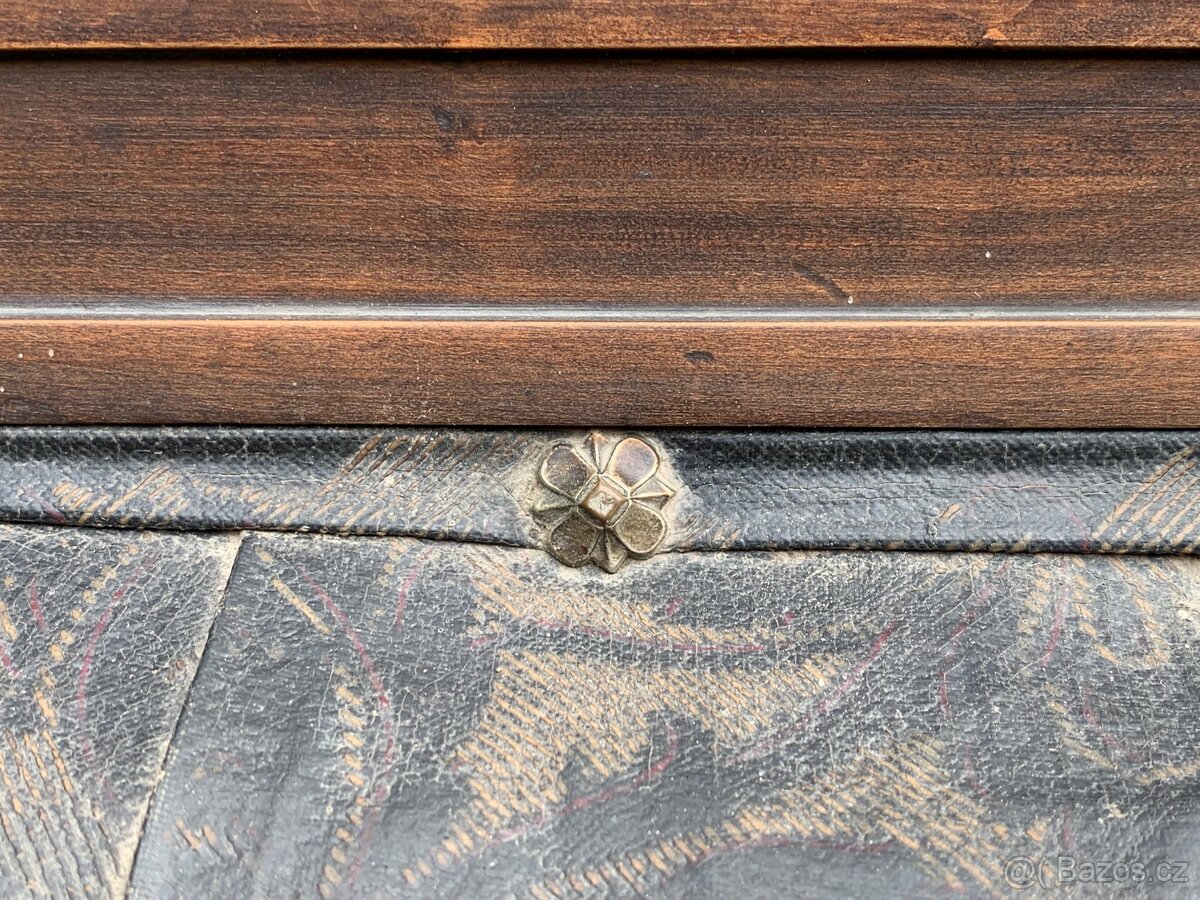 starožitné křeslo - 20