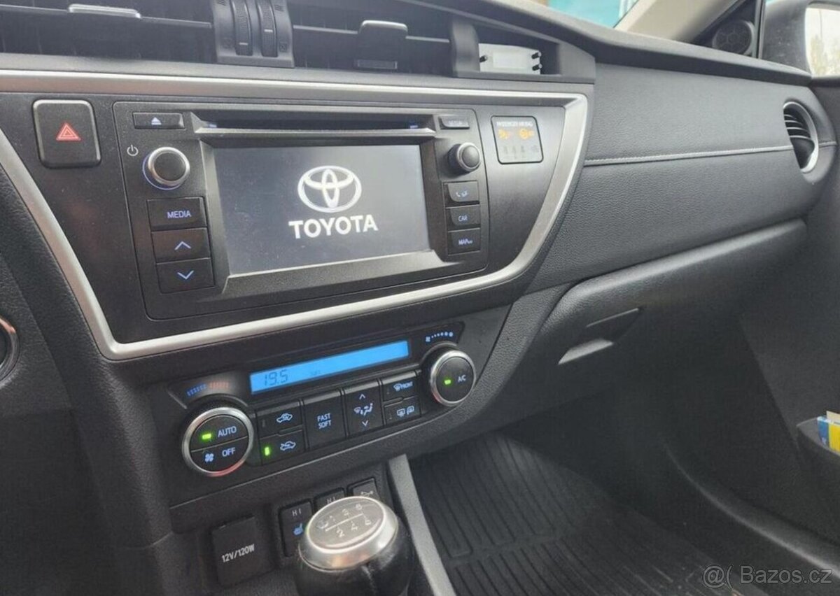 Toyota Auris 1.6-KAMERA-KLIMA-NAVI - 20