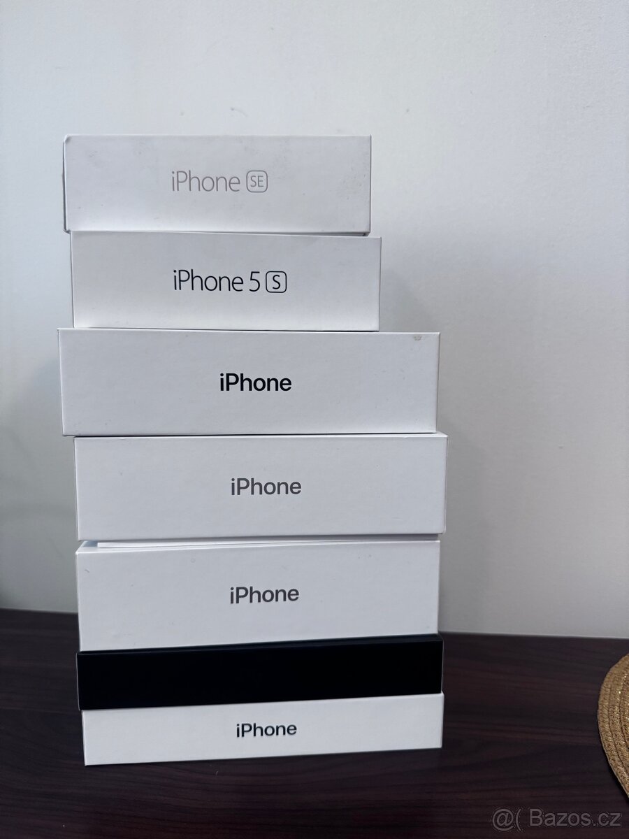 iPhone různé modely poškozené - 20