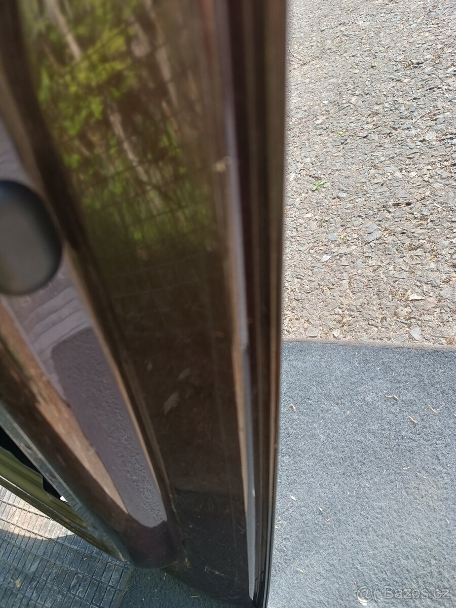 VW T5 Multivan, transportér - páté dveře , víko kufru - 20