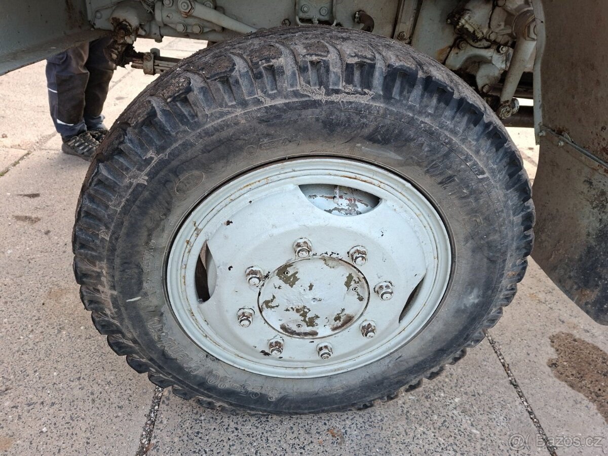 PRAGA V3S 6X6 ČKD AD 080 - 20