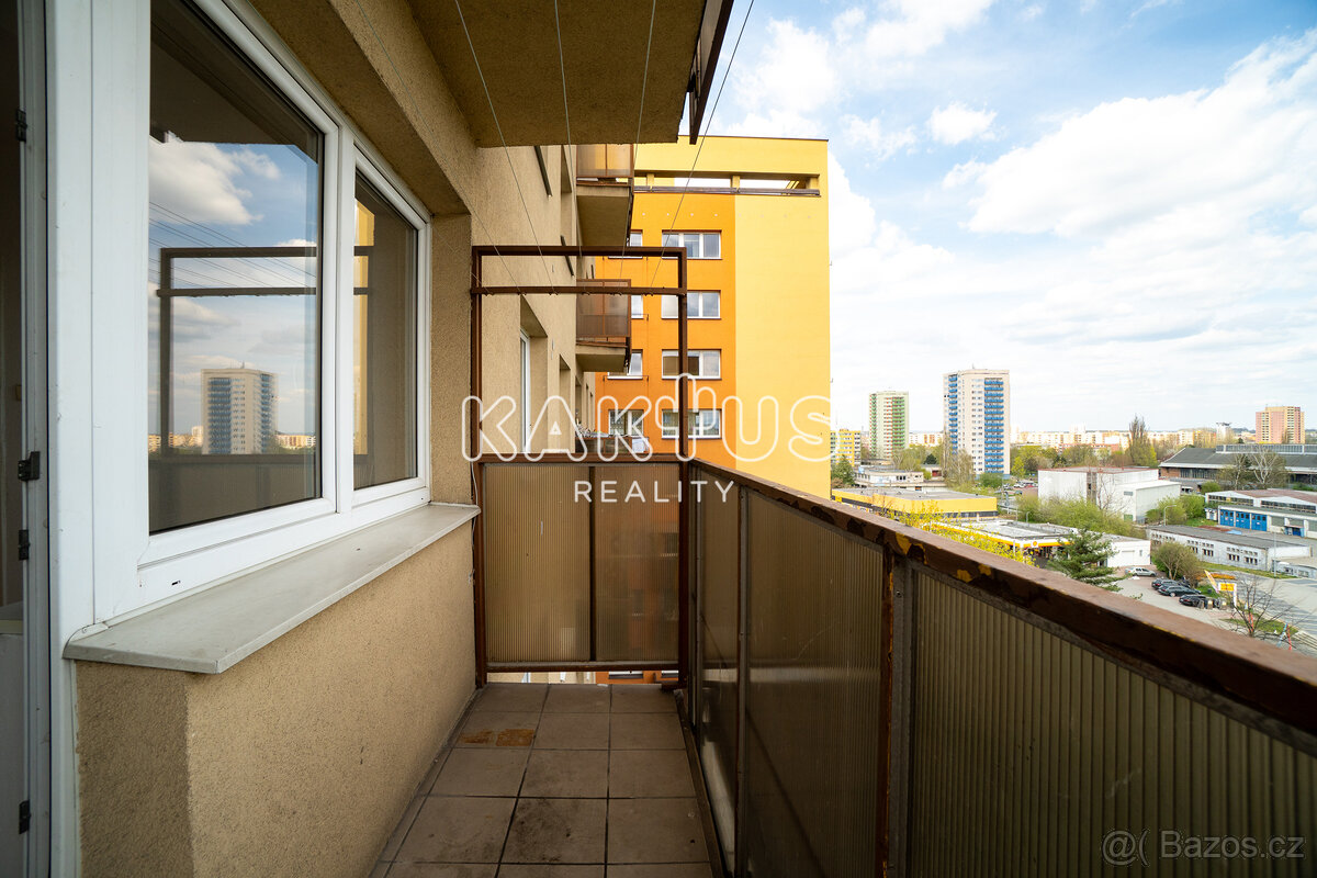 Prodej dr. bytu 3+1, ulice Gen. Janka, Mariánské hory - 20