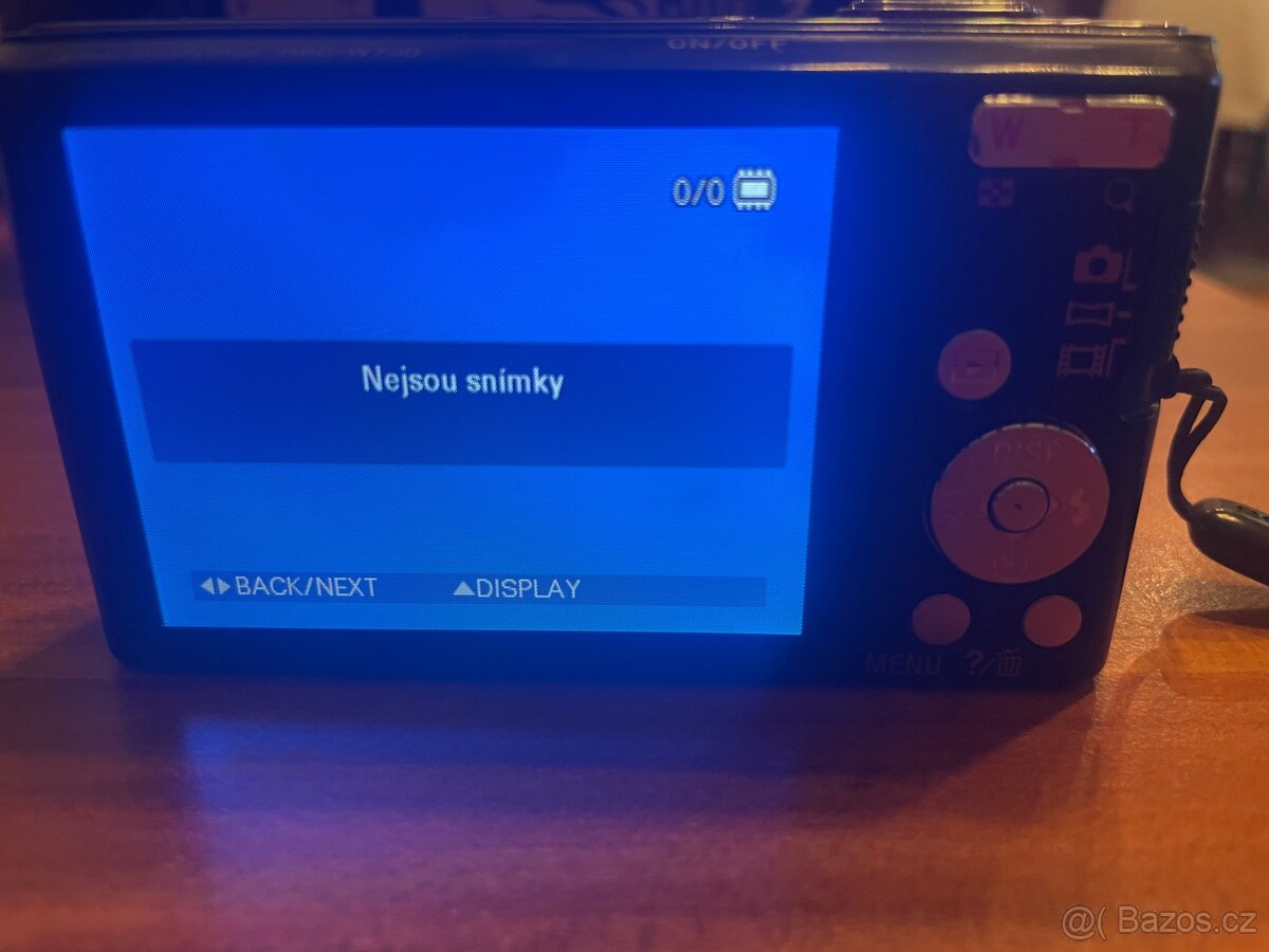 Digitální kompakt Sony CyberShot DSC W730 - 20