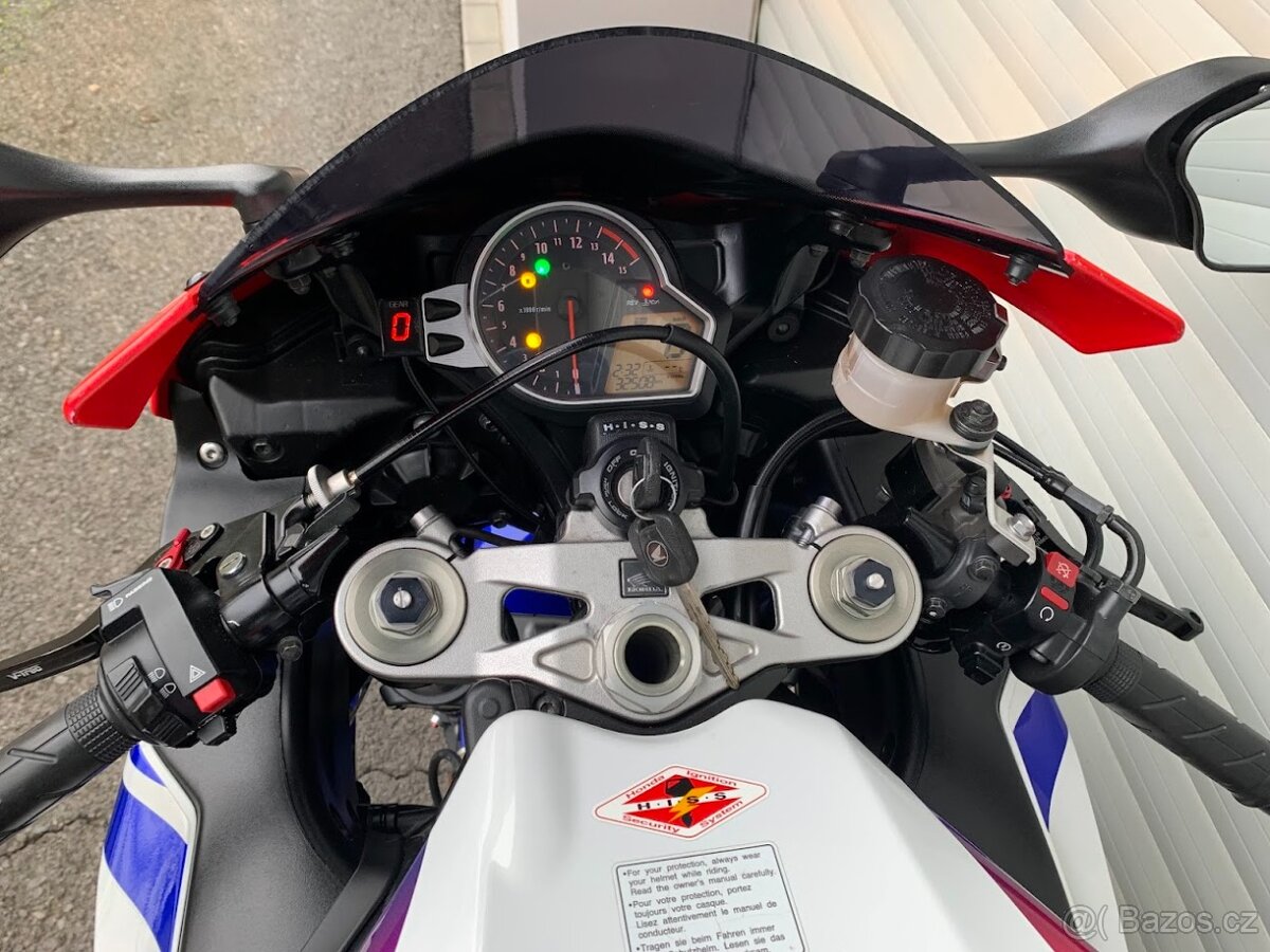 Honda CBR 1000RR 50th anniversary edition - 20