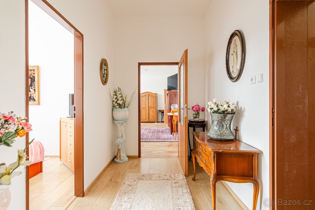 Prodej rodinného domu 358 m², pozemek 1 315 m² Slabce - 20