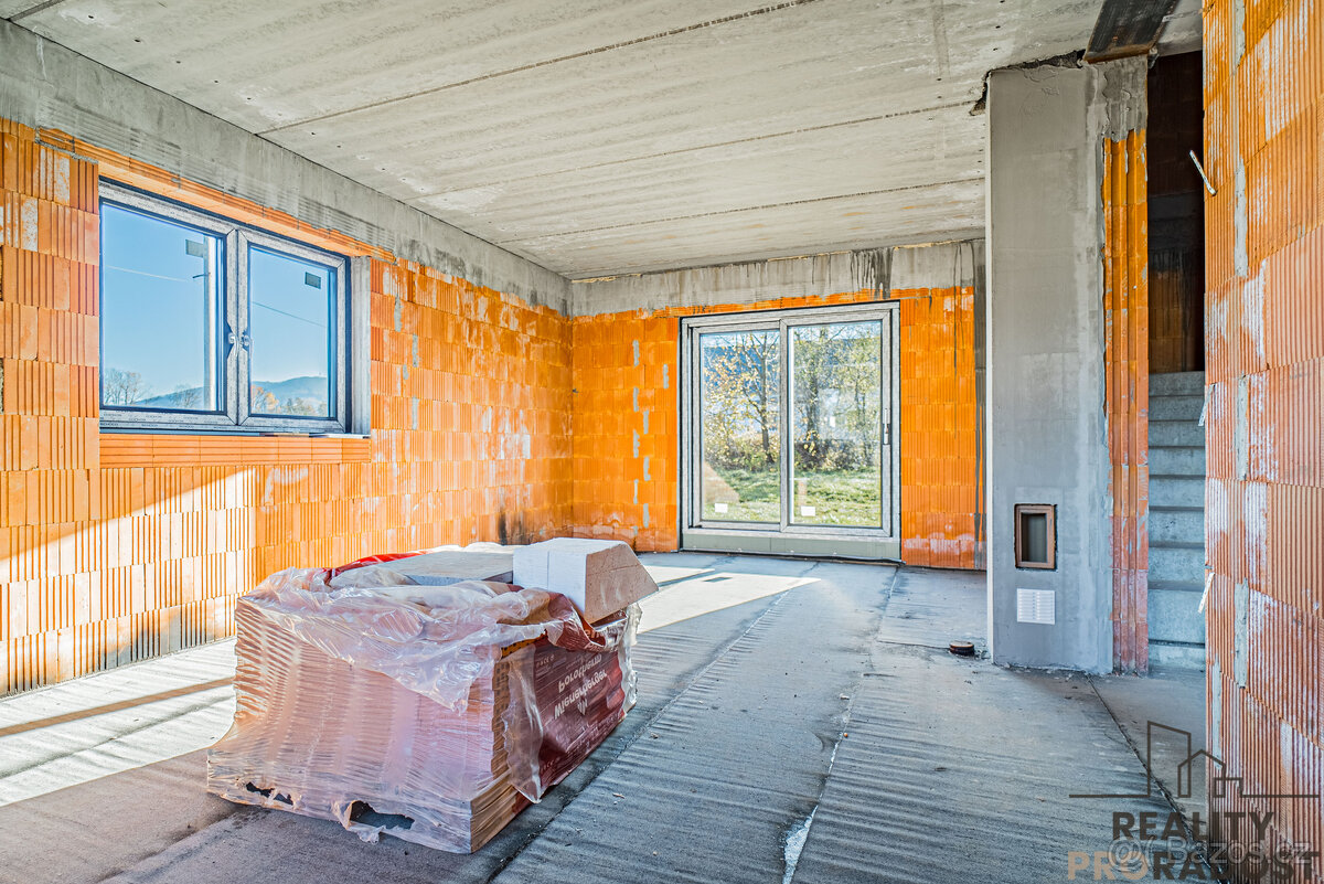 RD – novostavba (cihlová) – HRUBÁ STAVBA - 20