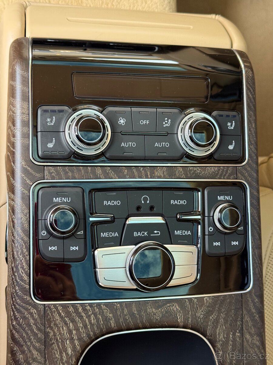 Audi A8, 3.0TDI 193kw Long Panorama Ojeté, 11/2014 - 20