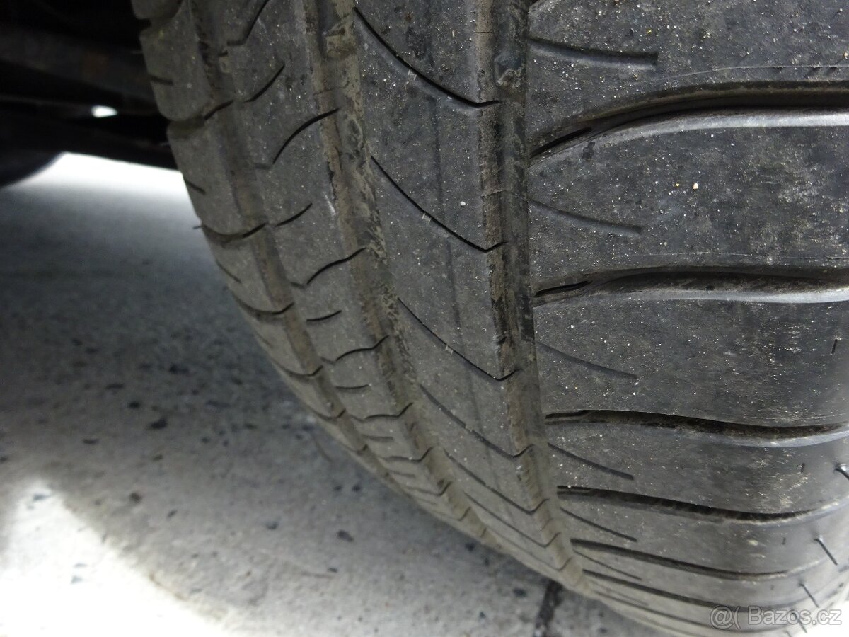 FORD ECOSPORT 1,0 i , 1 MAJITEL, GARANCE KM - 20