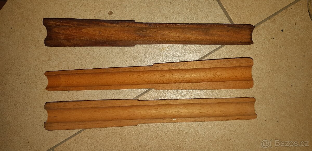 Spoustu starožitností z války na prodej - 20