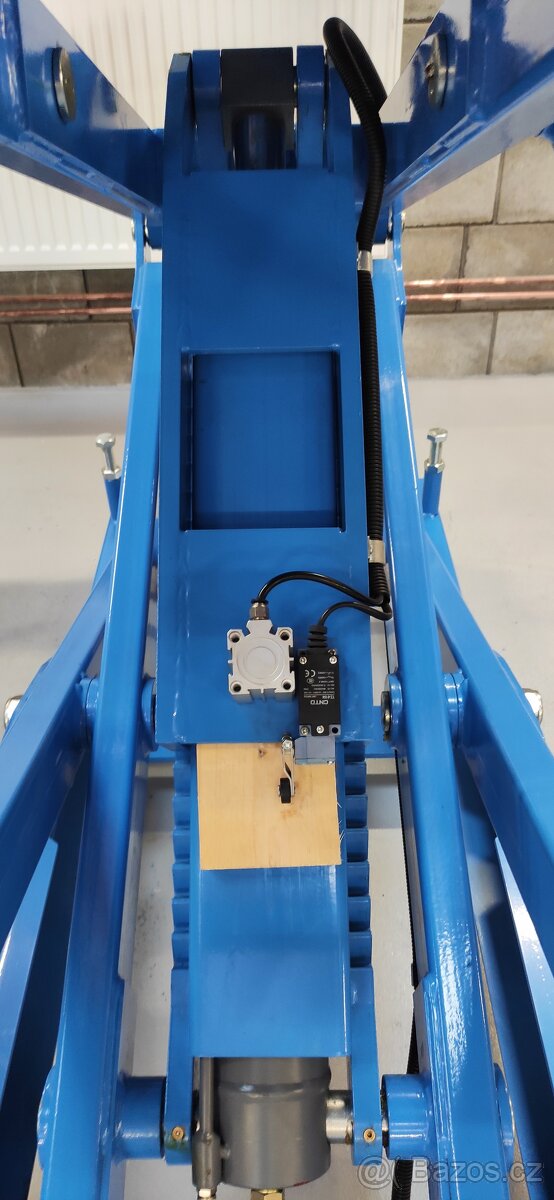 Jednosloupový mobilní zvedàk 3500/2500kg i na SPLÁTKY - 20