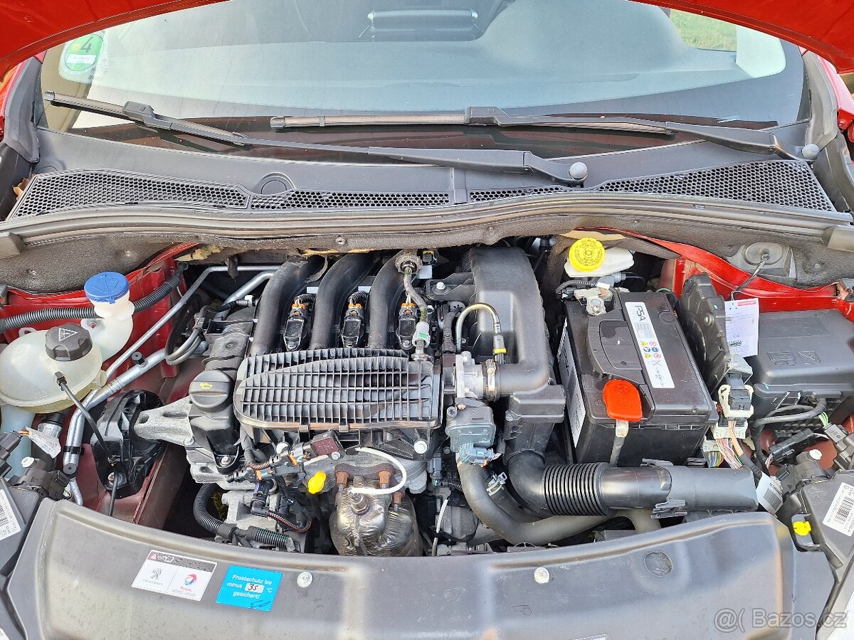 Peugeot 208 - 20
