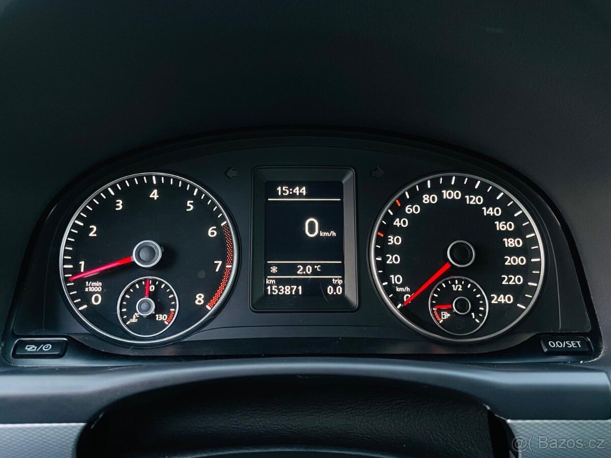 Volkswagen Touran 1.4TSI MANUÁL 7MÍST VÝHŘEV SERVISKA - 20