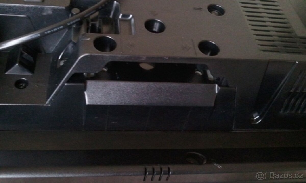 Sony Bravia KDL 32 V4220 - 20