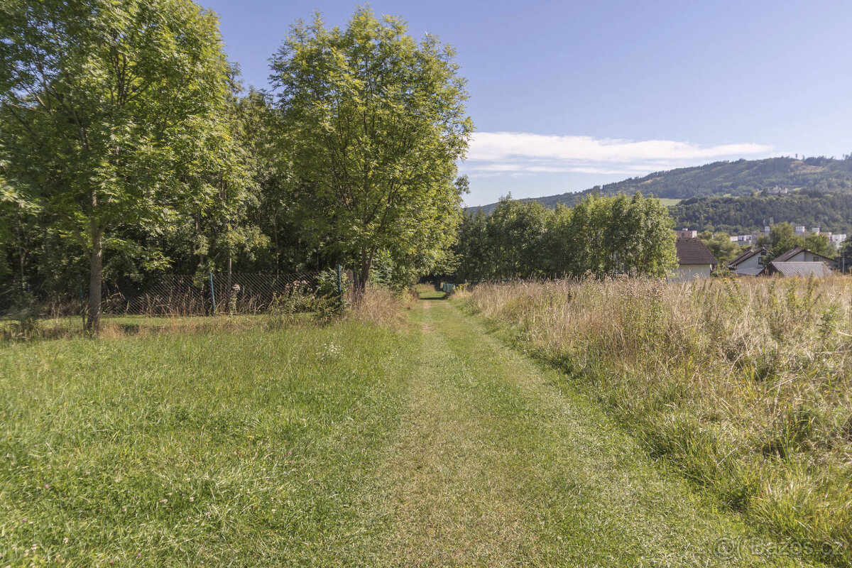 Prodej pozemku 1096 m2 v Sušici - 20