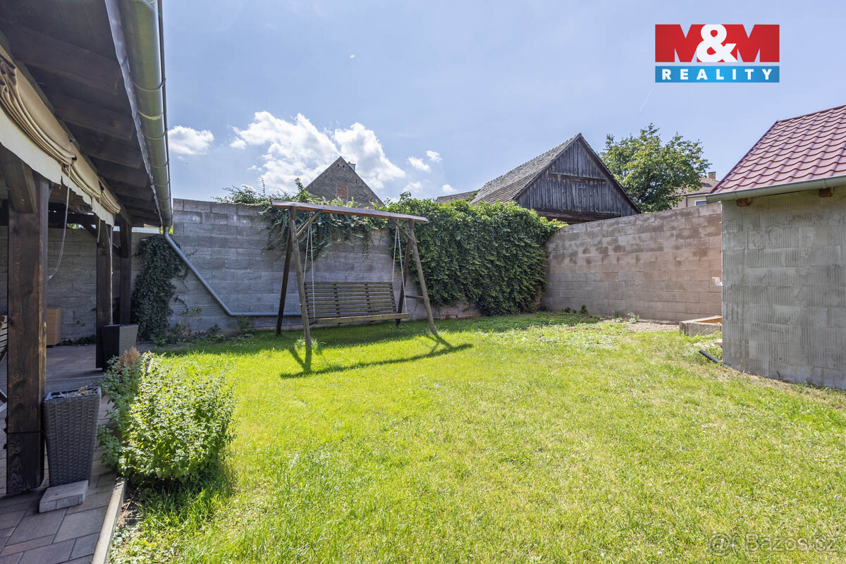 Prodej rodinného domu v Holanech - 20