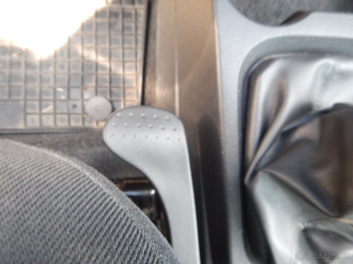 OPEL Meriva 1.4i, DIGIKLIMA, TAŽNÉ - 20