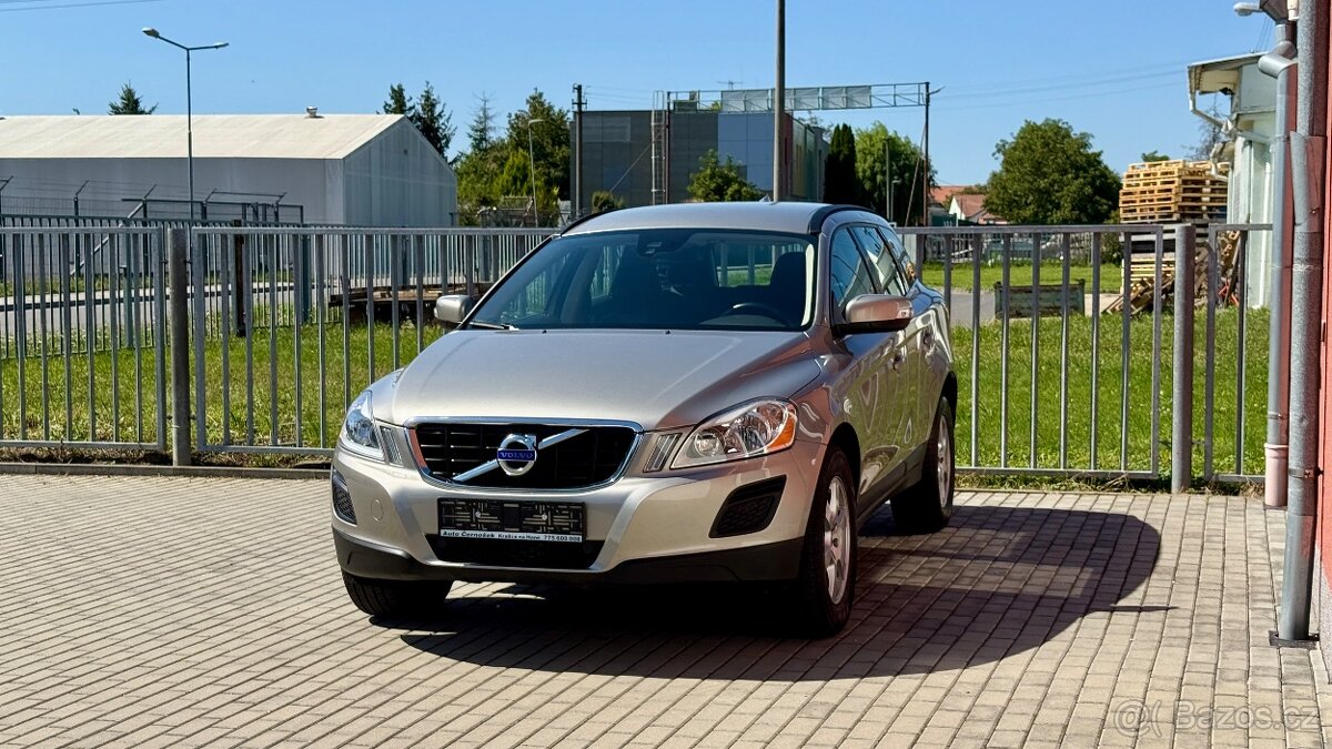 Volvo XC60 //2.4 D4//120kW//AWD//107TKM//SERVIS//1.MAJ// - 20