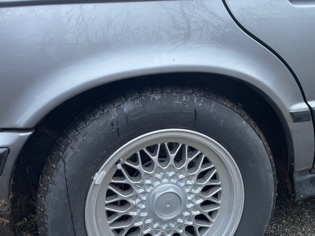 BMW e34 520i m50b20 - 20