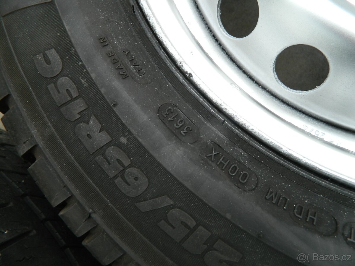 kola ford Transit + pneu R15C - 20