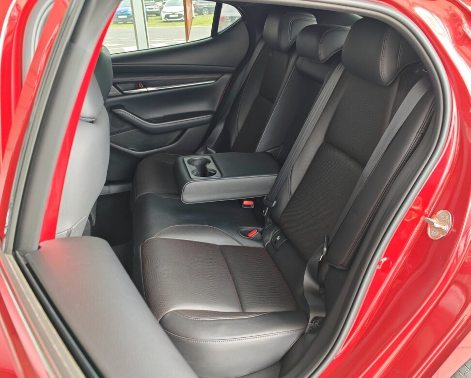 Mazda 3 2.0 Skyactiv G122 Plus A/T - 20