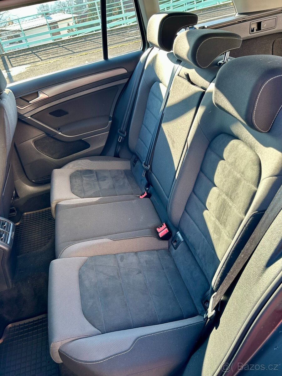 Volkswagen Golf Variant 1.0 TSI,1. majitel, r.v. 2018 - 20