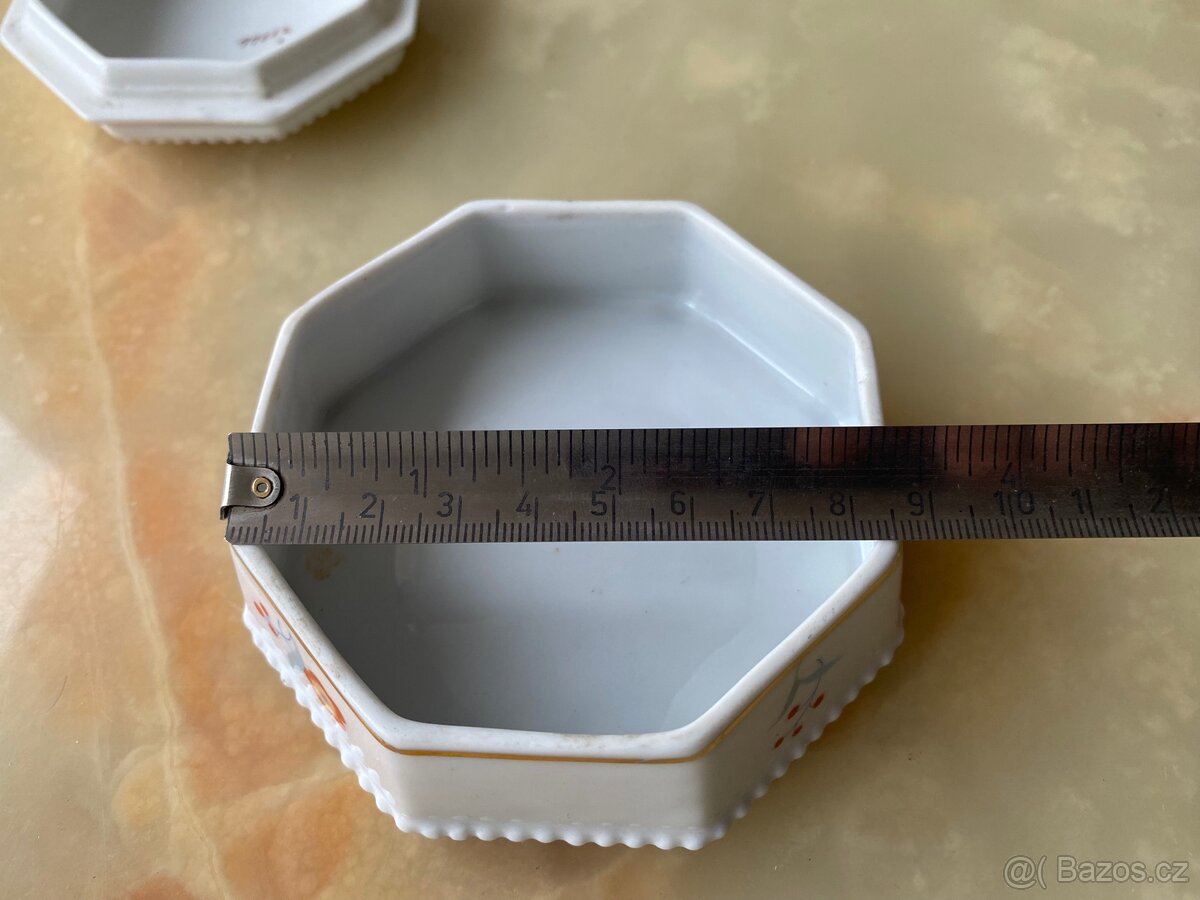 Porcelánové Krabičky A Figurky Royal Dux & Pirkenhammer - 20