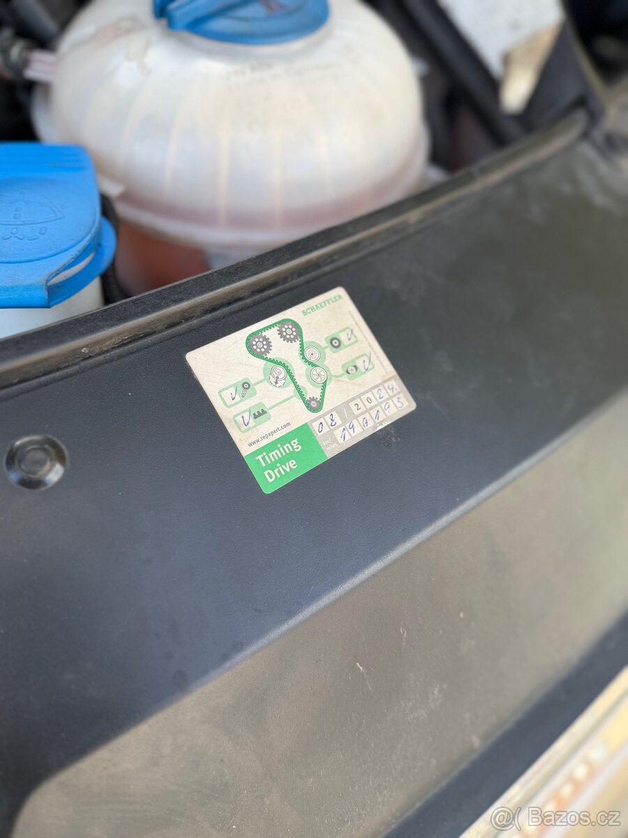 VW Multivan Bulli 2.0 TDI WEBASTO - 20