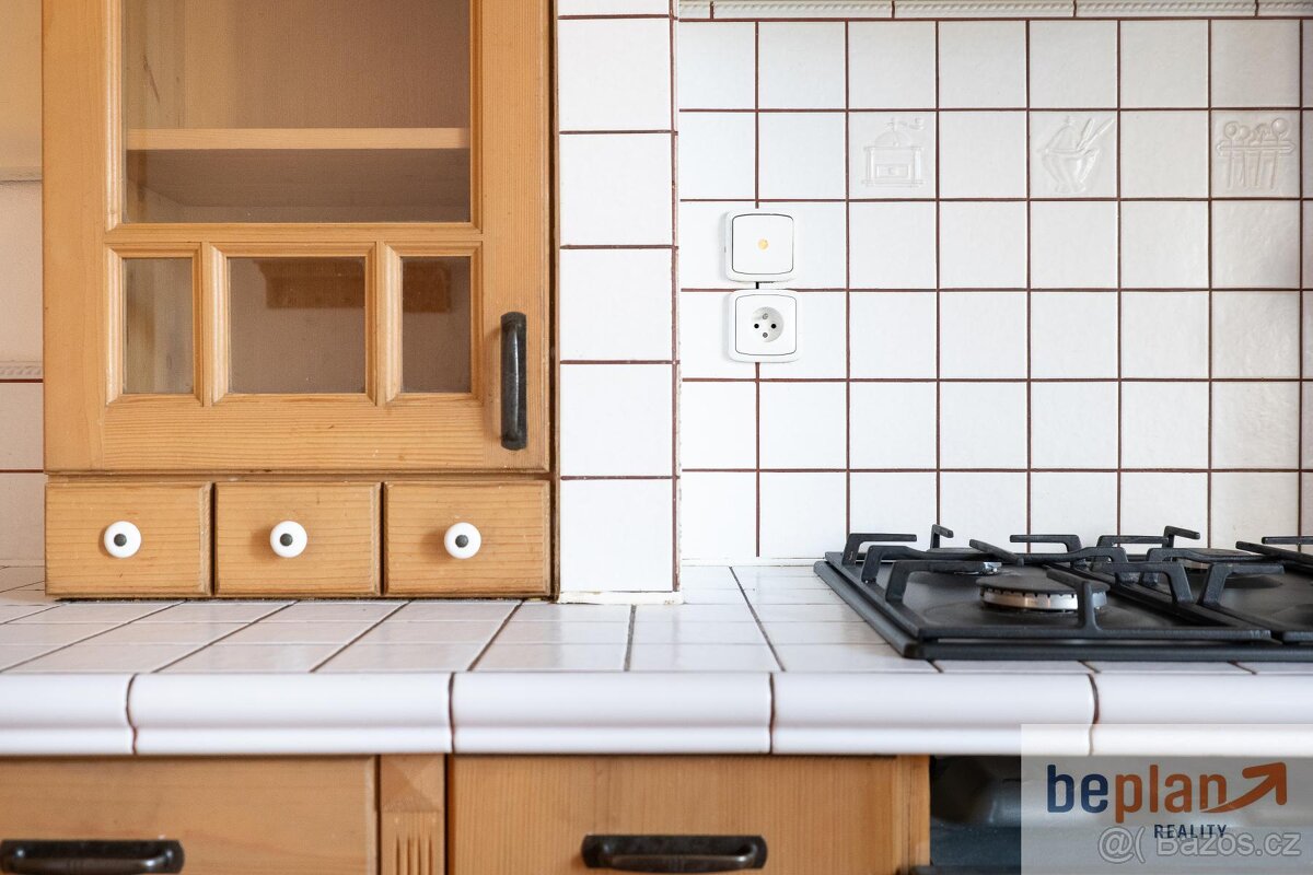 Prodej vícegeneračního rodinného domu, Boletice nad Labem - 20