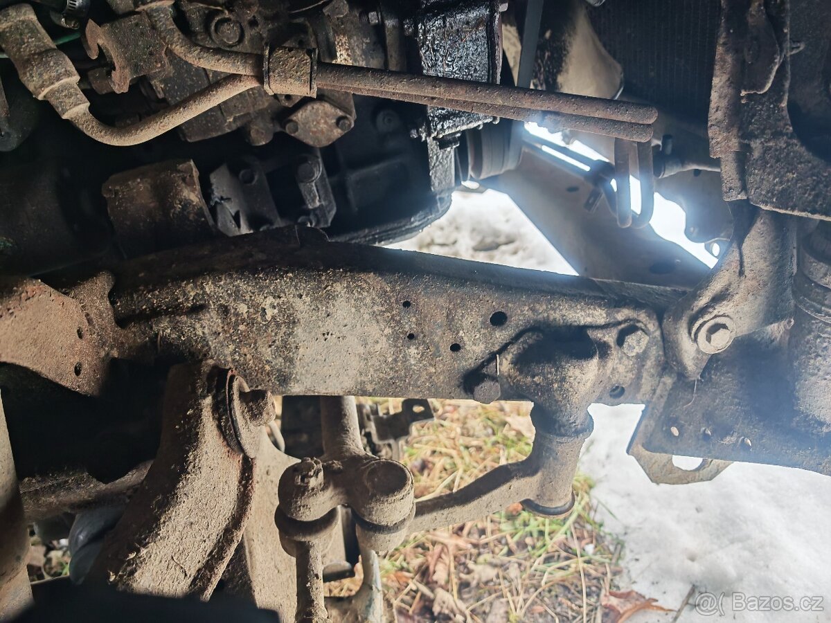 Predám/ vymením Nissan Navara D21 2.7 TD - 20