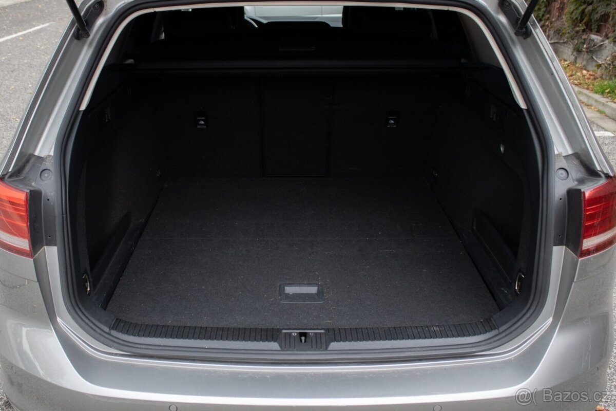 Volkswagen Passat Variant 1.6TDI DSG - 20