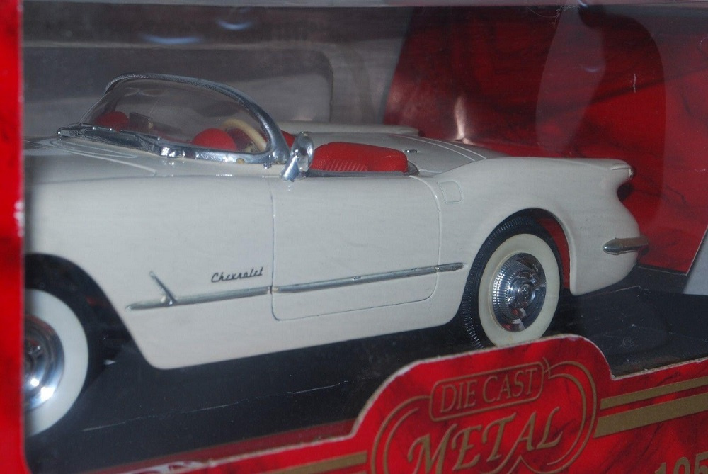 1:18 Chevrolet Corvette 1959 Bburago kartonová krabička - 20