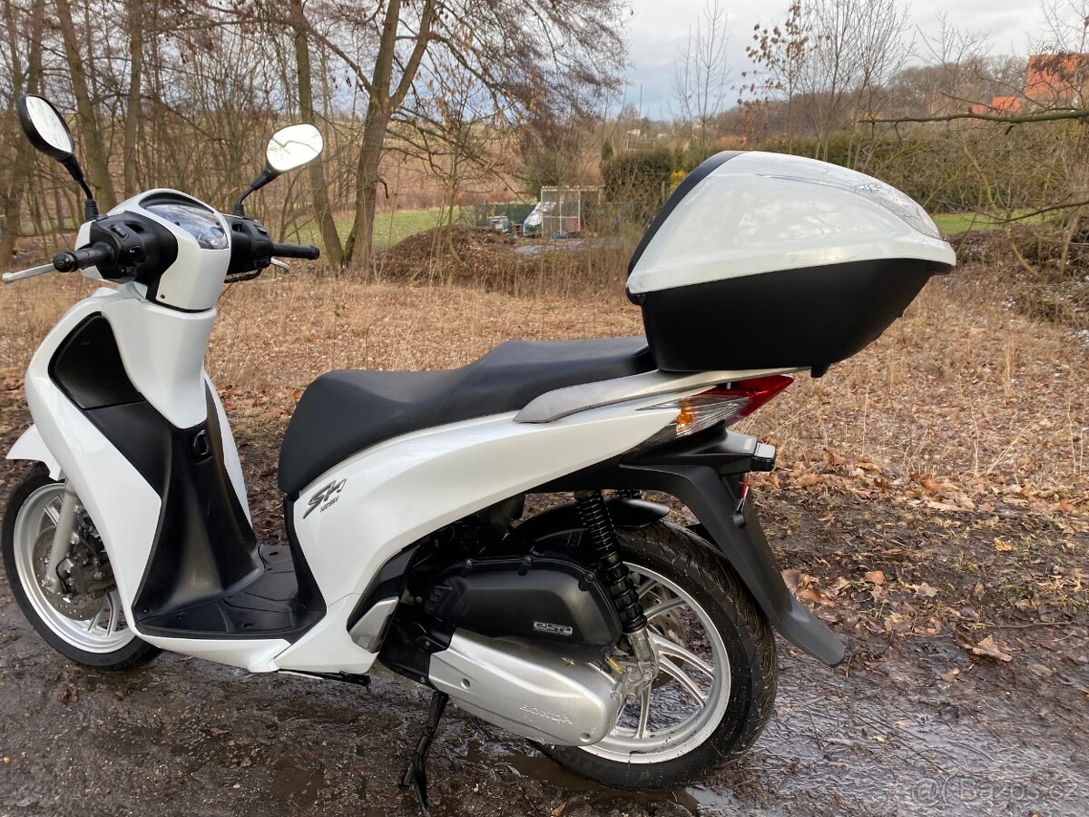 Honda SH 125 (2015) ABS - 20