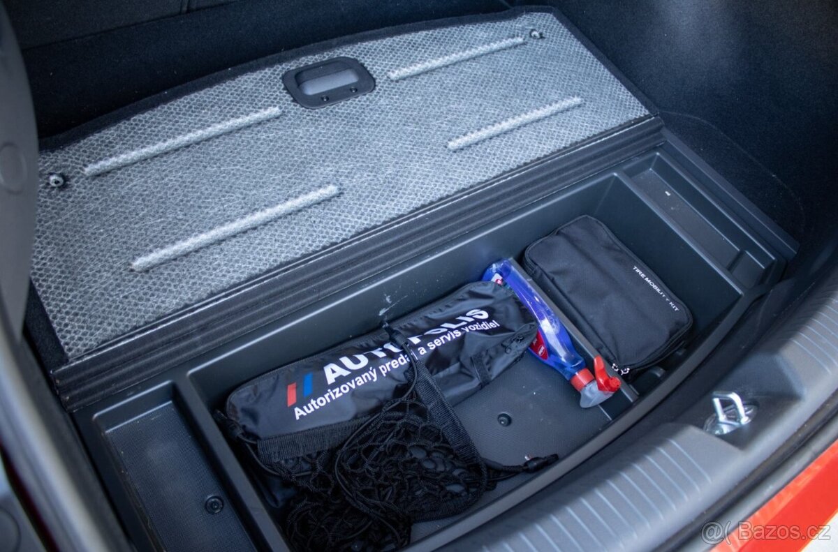 Hyundai i30 fastback MT/6 - 20