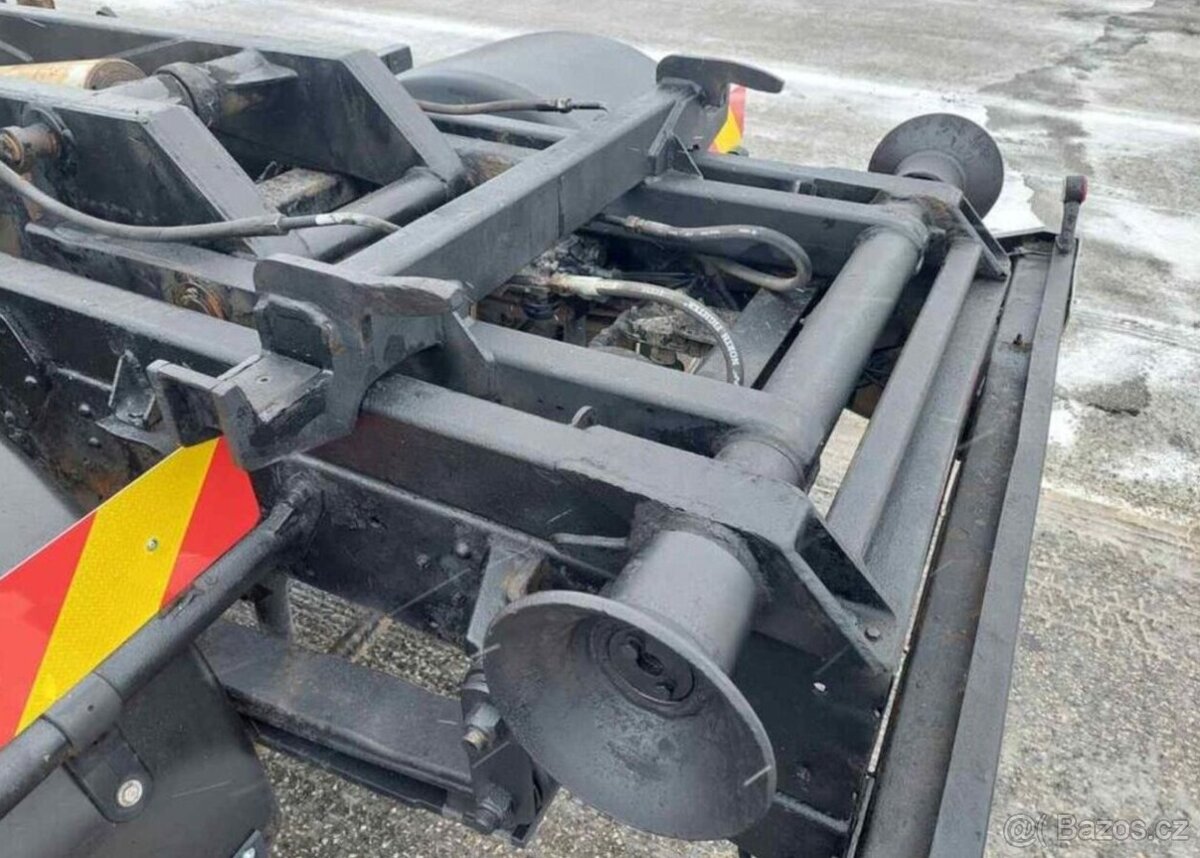 Prodám Nosič kontejnerů Avia D100 - 20