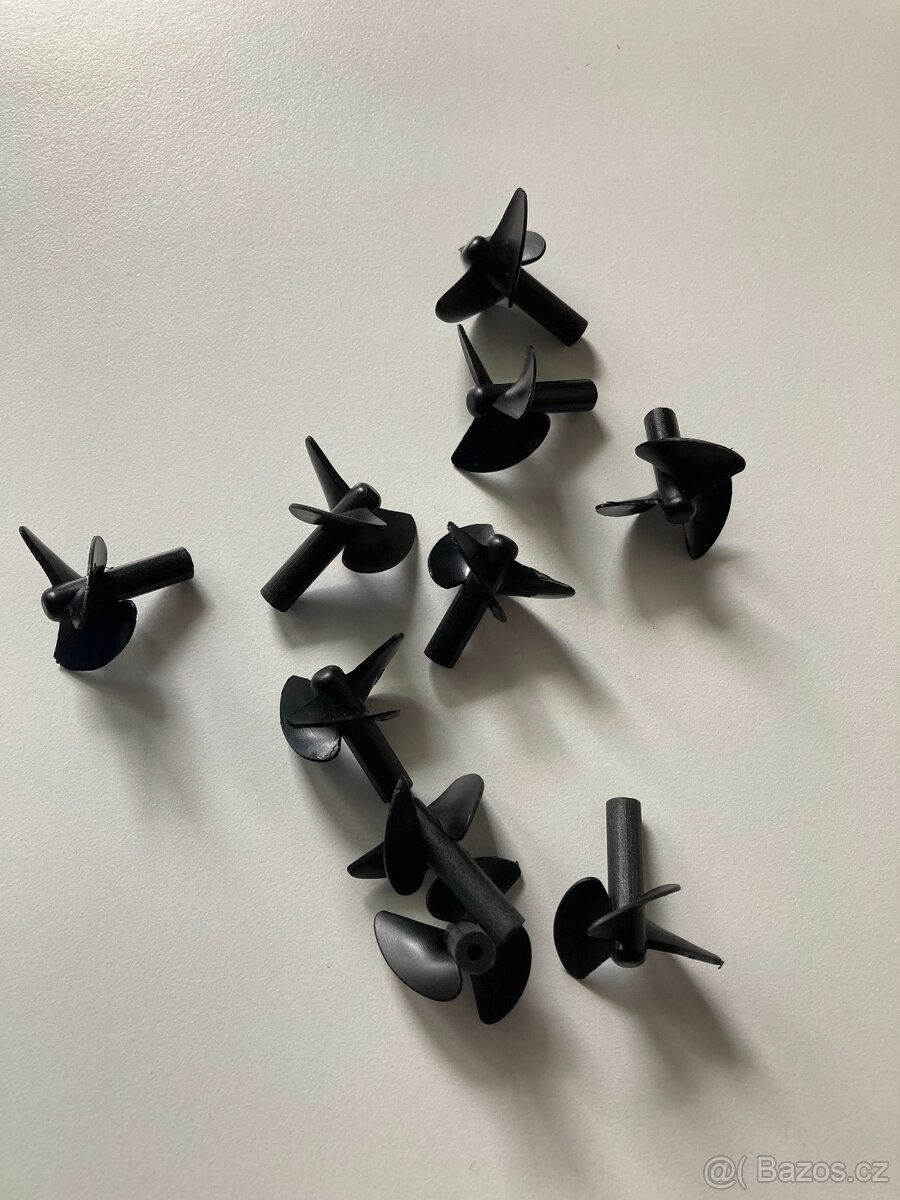 Zavážecí loďka - baterie a příslušenství - 20