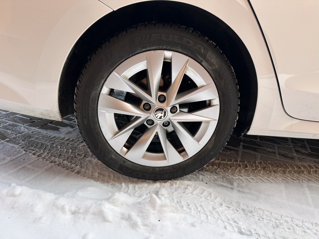 Škoda Octavia 2.0 TDi 110kW DSG - 20