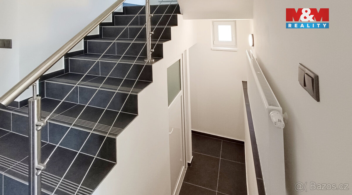 Pronájem rodinného domu, 4+1, 125 m2, pozemek 385 m2, Beroun - 20