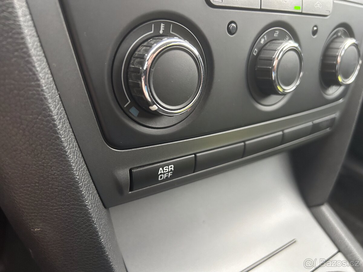 Škoda Octavia II 1.6 TDI Ambition, r.v. 2012 - 20