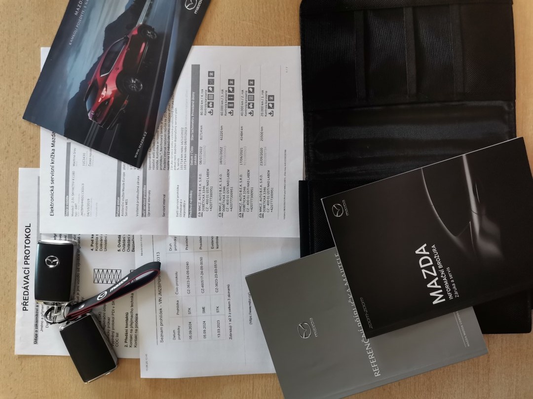 Mazda 3 2.0iX 132kw Full výbava - 20