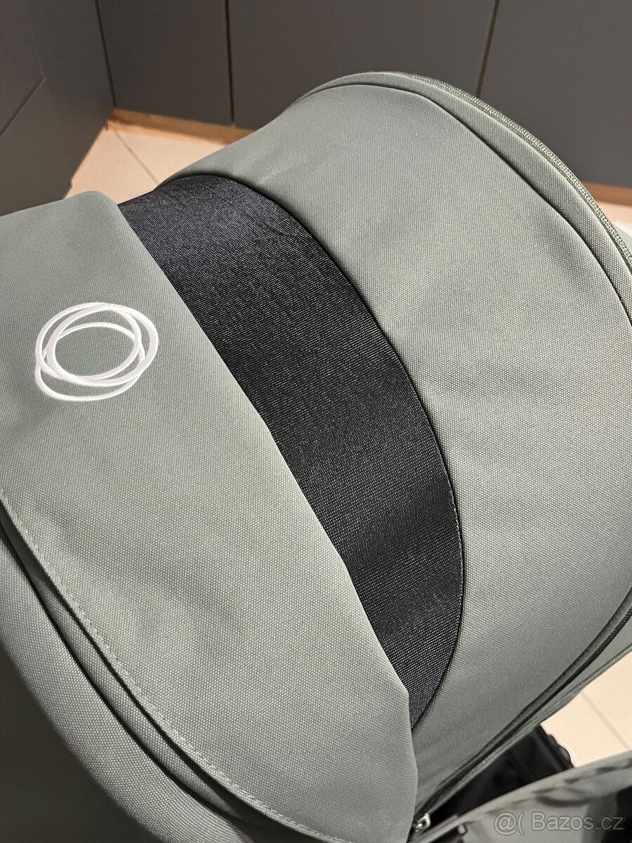 Bugaboo Donkey 5 s příslušenstvím - 20