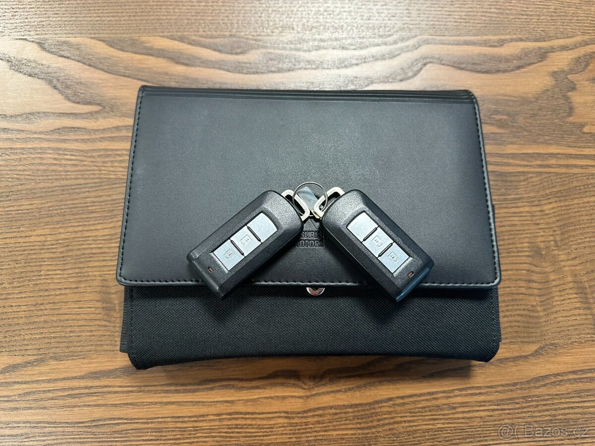 Mitsubishi Outlander 2.2DI-D 156PS Intense+ -7 A/T 4x4 - 20