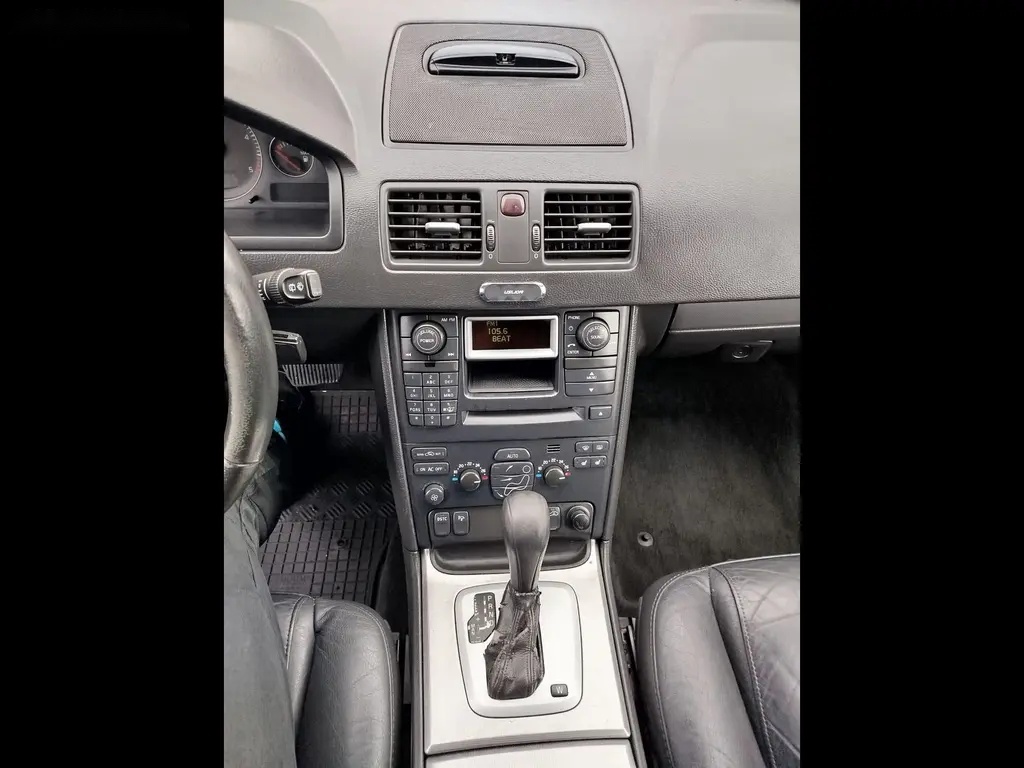 Volvo XC90 - 20
