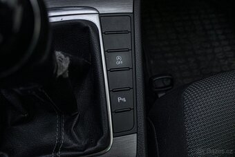 Volkswagen Passat Variant 1.6 TDI Comfortline - 20