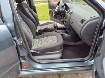 Škoda Fabia 1.2i  47kw 12v benzin r.2006 facelift - 20