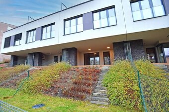 Pronájem rodinného domu 190 m, pozemek 285 m, Praha 5-Košíře - 20
