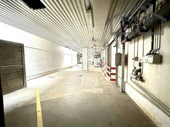 5 ha areál bývalého masokombinátu ADEX na okraji obce  obci  - 20