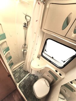 Obytné auto Fiat Ducato 2.3 jtd 81kw 6 míst - 20