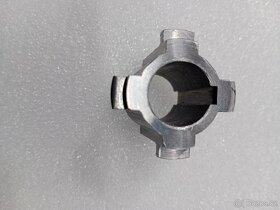 ČZ PŘEDVÁLEČNÁ 175 250 500 STŘED SPOJKY ORIGINÁL - 20