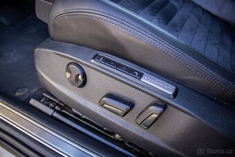 Volkswagen Passat Variant 2.0 BiTDI BMT Highline 4MOTION - 20