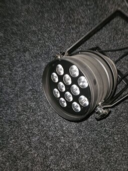 Prodám světelnou rampu s Evolit,pary ZbeamZ profesional - 20